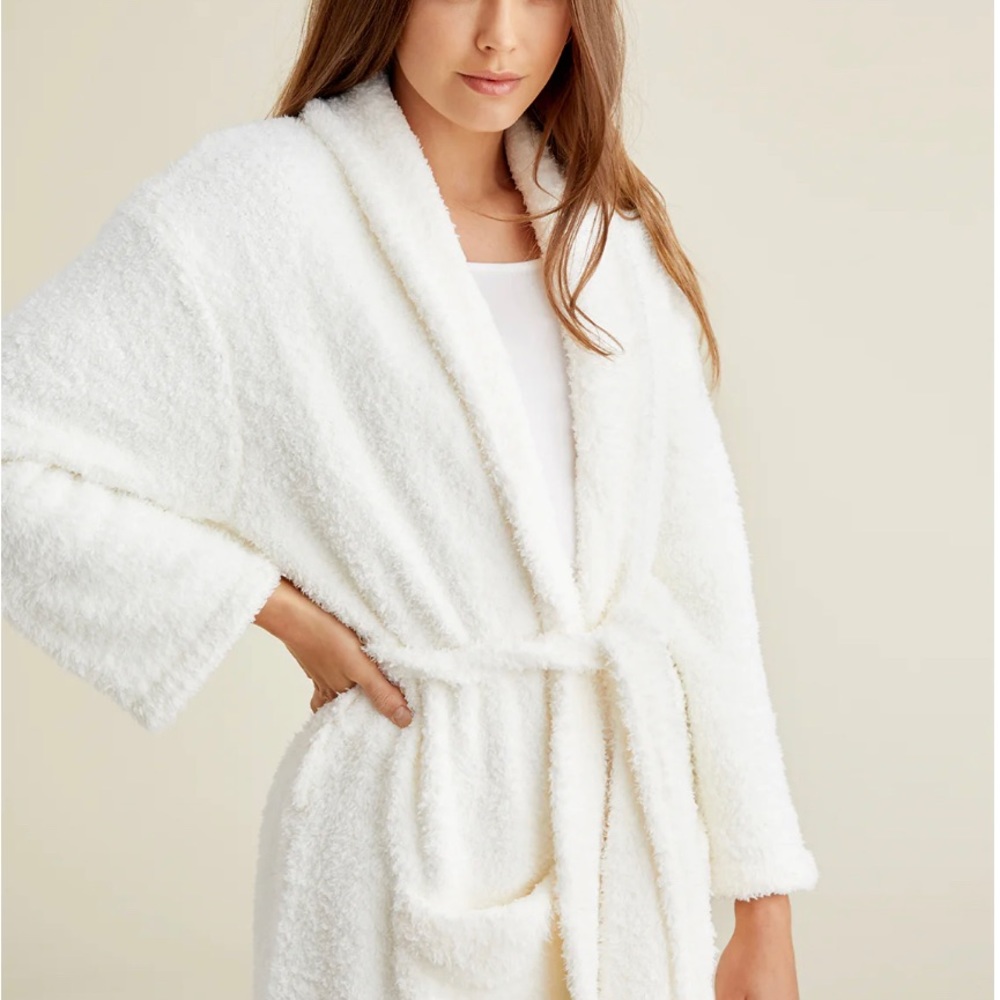NEW barefoot dreams robe